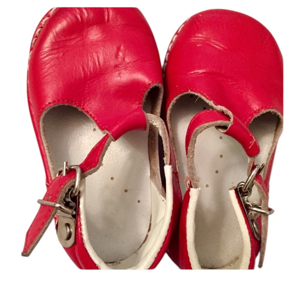 SOLD—Edwin Size 4 Infant Red Genuine Leather T-Strap Dress Shoes - Picture 4 of 5